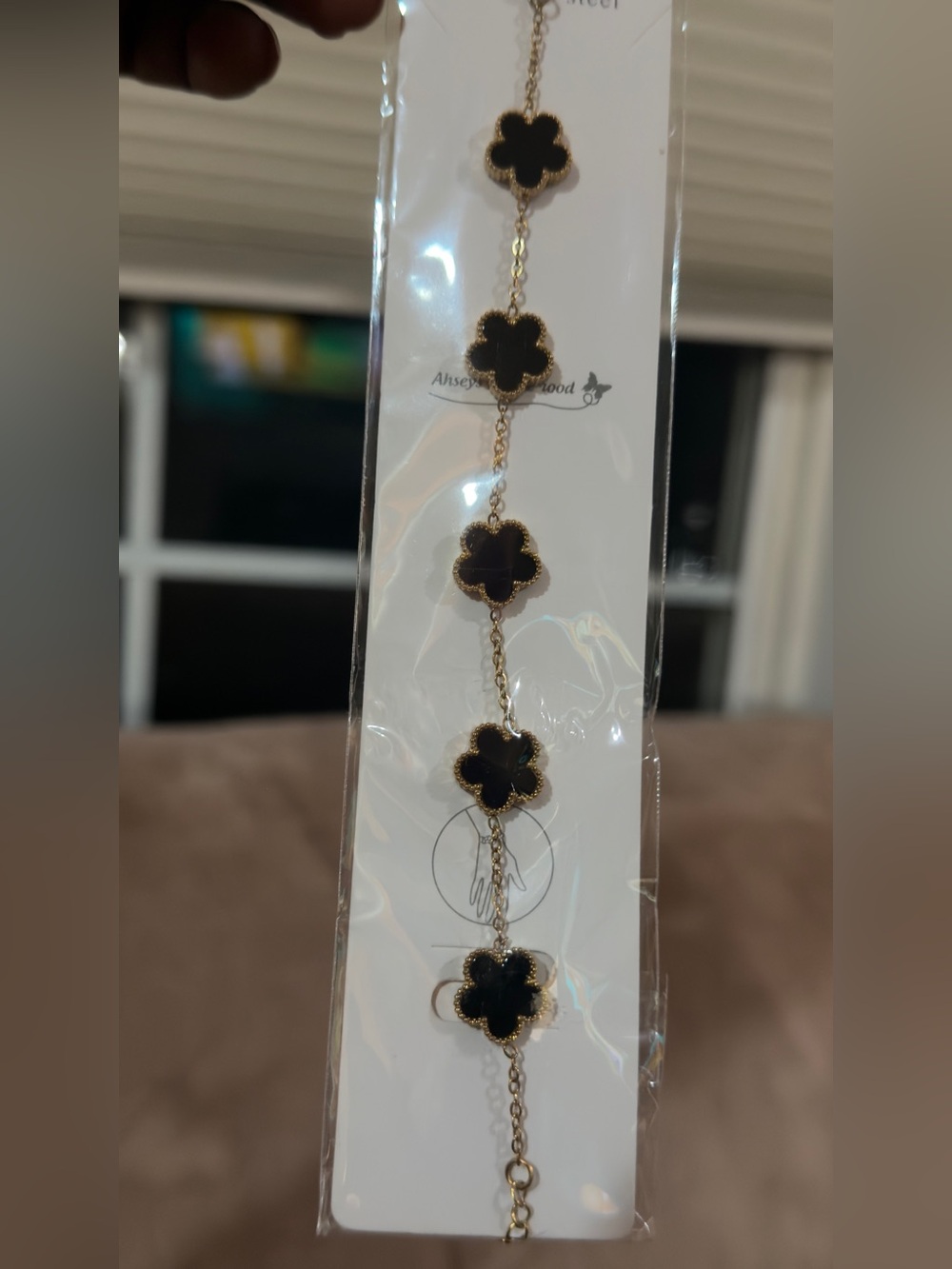 Black Clover Link Bracelet in Gold